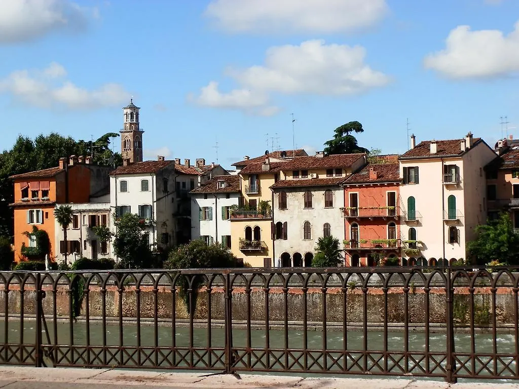 Appartamento Tosca Verona 0*,  Italy